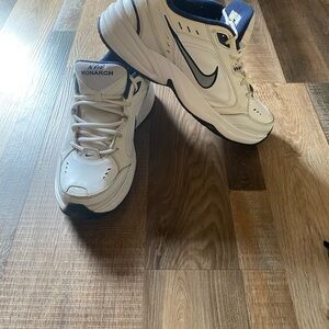 Nike Men’s White and Navy Air Monarch Low-Top Training Sneakers